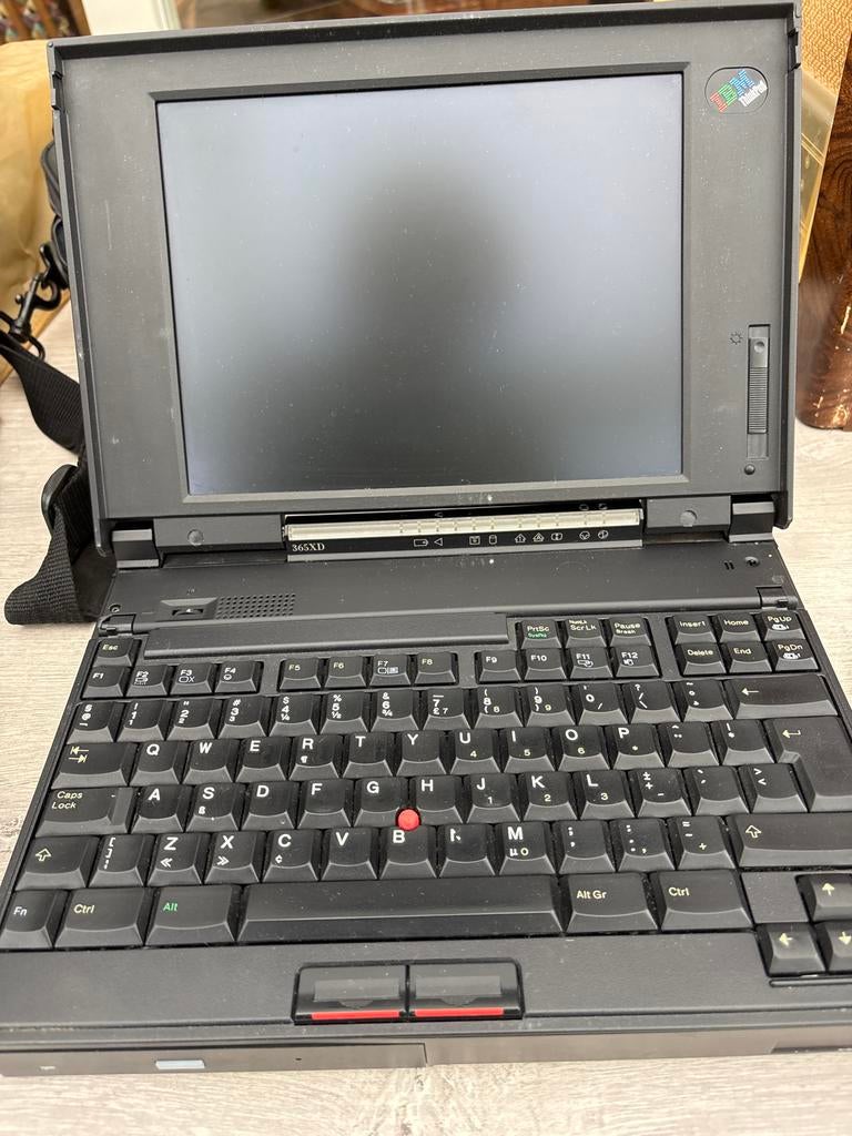 IBM ThinkPad 365XD (Type 2625-4X9) Vintage Laptop, Computers en Software, Vintage Computers, Ophalen of Verzenden