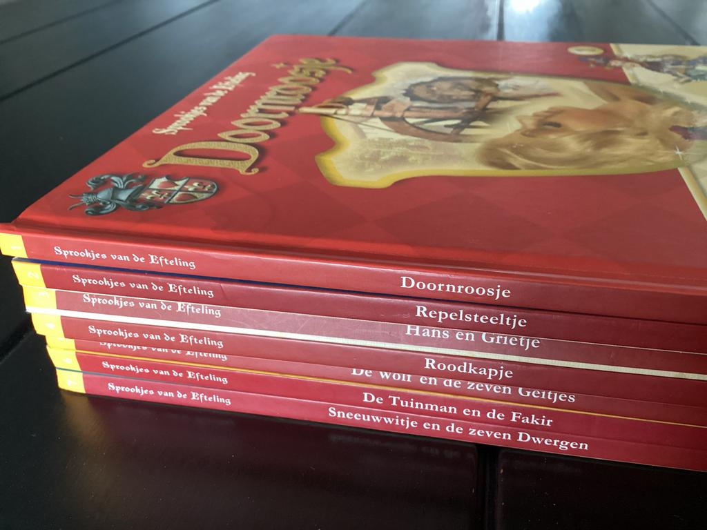 Sprookjes van de Efteling boeken, Boeken, Ophalen of Verzenden, Zo goed als nieuw