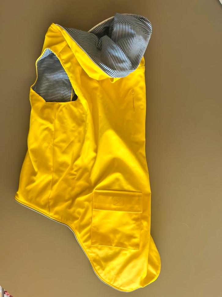 Canada Pooch regenjas hond, Dieren en Toebehoren, Hondenkleding, Nieuw, Ophalen of Verzenden