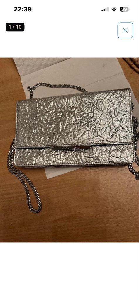 Kendall + Kylie zilveren clutch met ketting bijna nieuw, Ophalen of Verzenden, Zo goed als nieuw, Zilver, Overige merken