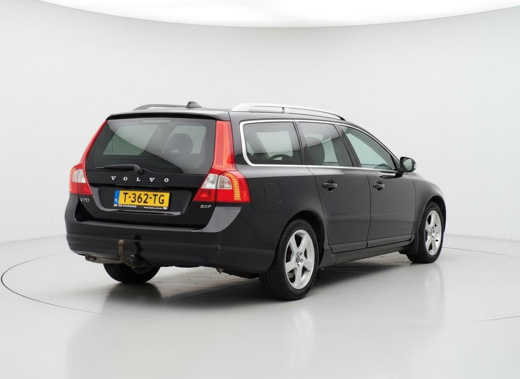 Volvo V70 2.0F|Nav|Xenon|Leder|Memory|PDC|Trekhaak|Stoelvrw., Auto's, Voorwielaandrijving, Gebruikt, Beige, Zwart