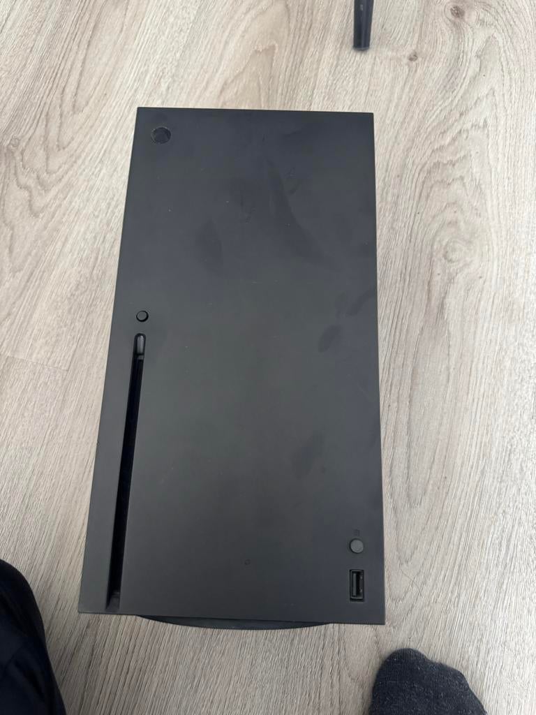 Xbox Series X met Cyberpunk 2077, Spelcomputers en Games, Ophalen, Zo goed als nieuw, Xbox Series X