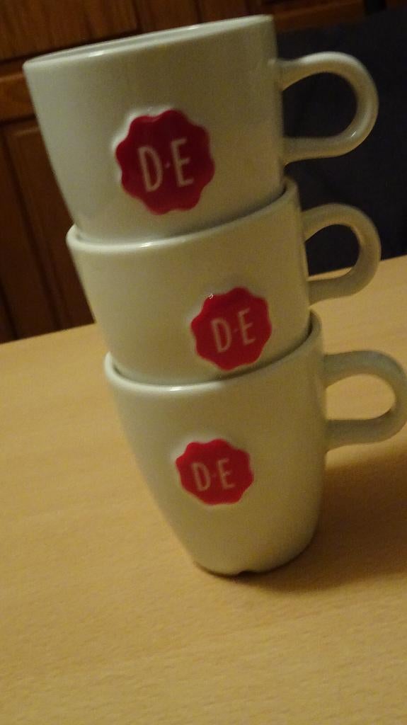 3 Senseo Koffiekopjes Van Douwe Egberts Van Aardewerk., Ophalen of Verzenden, Zo goed als nieuw, Overige stijlen, Kop(pen) en/of Schotel(s)