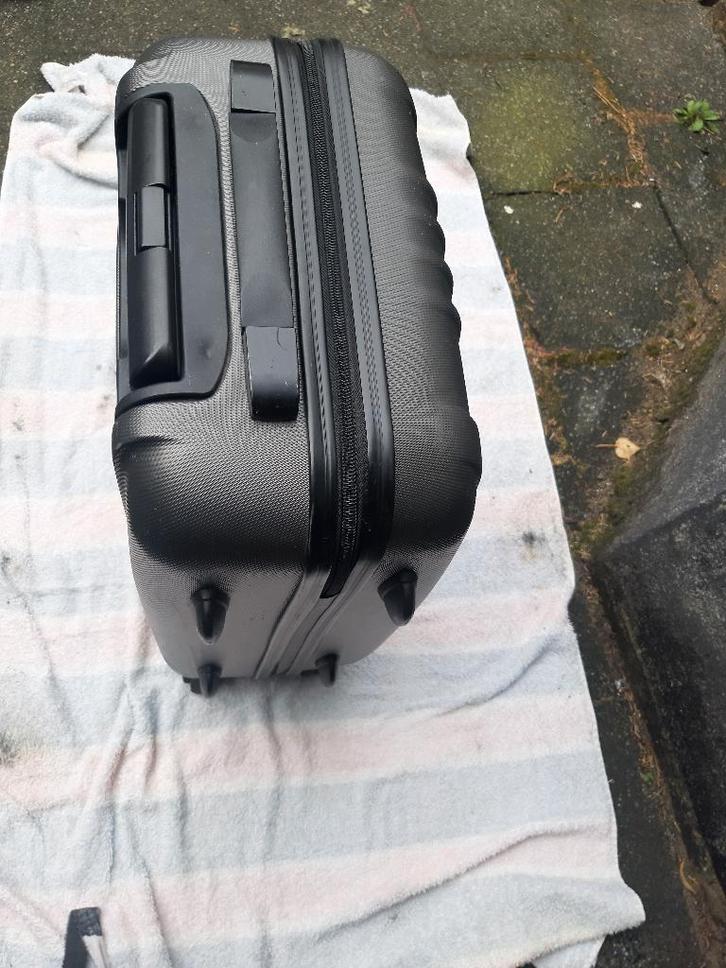 Cabinekoffer, trolley, zwart, Spilbergen, 4 stevige wielen,, Sieraden, Tassen en Uiterlijk, Koffers, Zo goed als nieuw, Hard kunststof