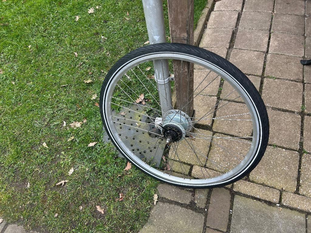 :Achterwiel 28 inch 8 NEXUS versnellingen rollerbrakes, Fietsen en Brommers, Ophalen of Verzenden, Gebruikt, Shimano Nexus