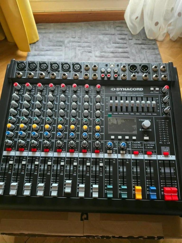Dynacord CMS 600-3, Ophalen of Verzenden, Zo goed als nieuw, 10 tot 20 kanalen, Microfooningang