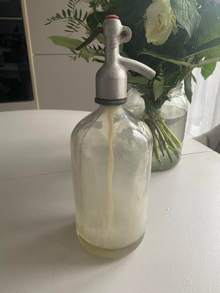 Decoratieve Franse Spuitfles met Metalen Spuitgedeelte, Ophalen of Verzenden