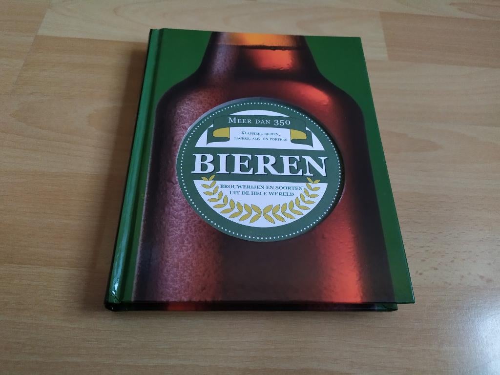 Bieren van de wereld - meer dan 350 klassieke bieren..., Ophalen of Verzenden, Gelezen, Dieet en Voeding