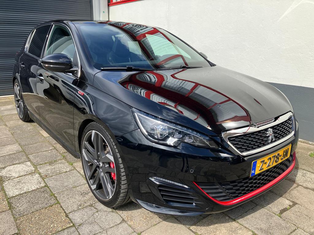 Peugeot 308 GTi 270, Auto's, Voorwielaandrijving, 4 cilinders, Alcantara, Zwart