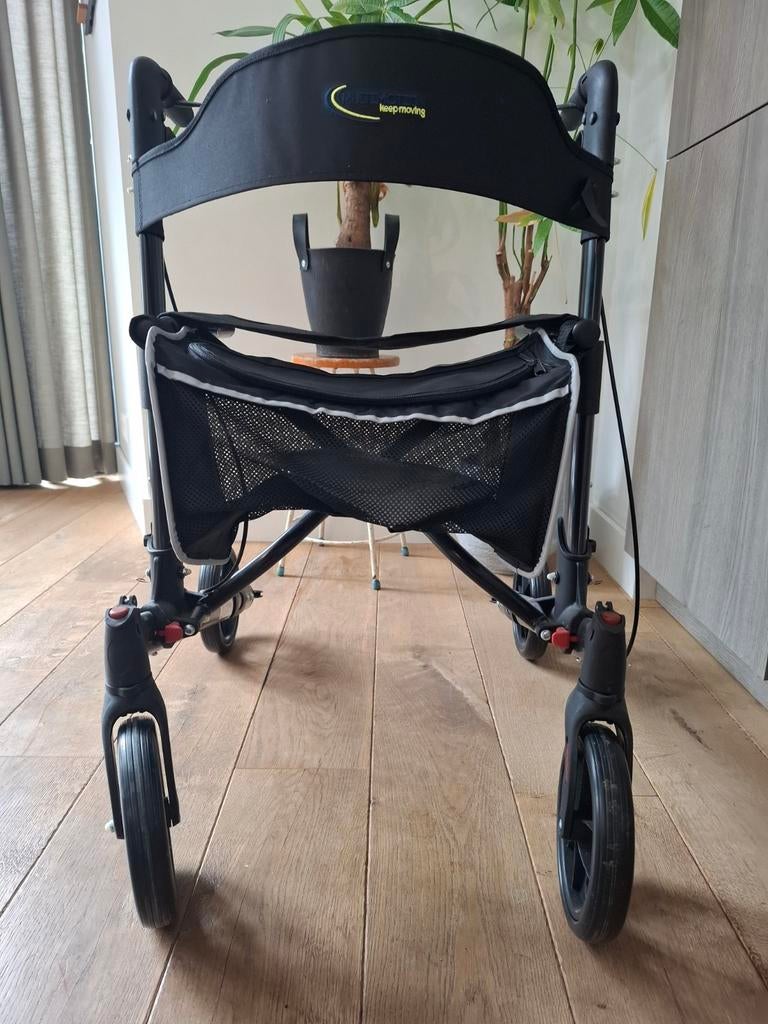 Rollator inklapbaar, Ophalen, Zo goed als nieuw