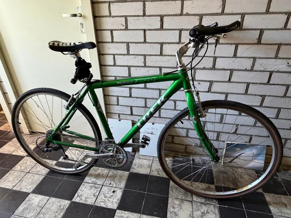 Trek 7500 Multitrack - Zeer goed onderhouden hybride fiets, Fietsen en Brommers, Overige merken, 28 inch, Velgrem, Ophalen of Verzenden