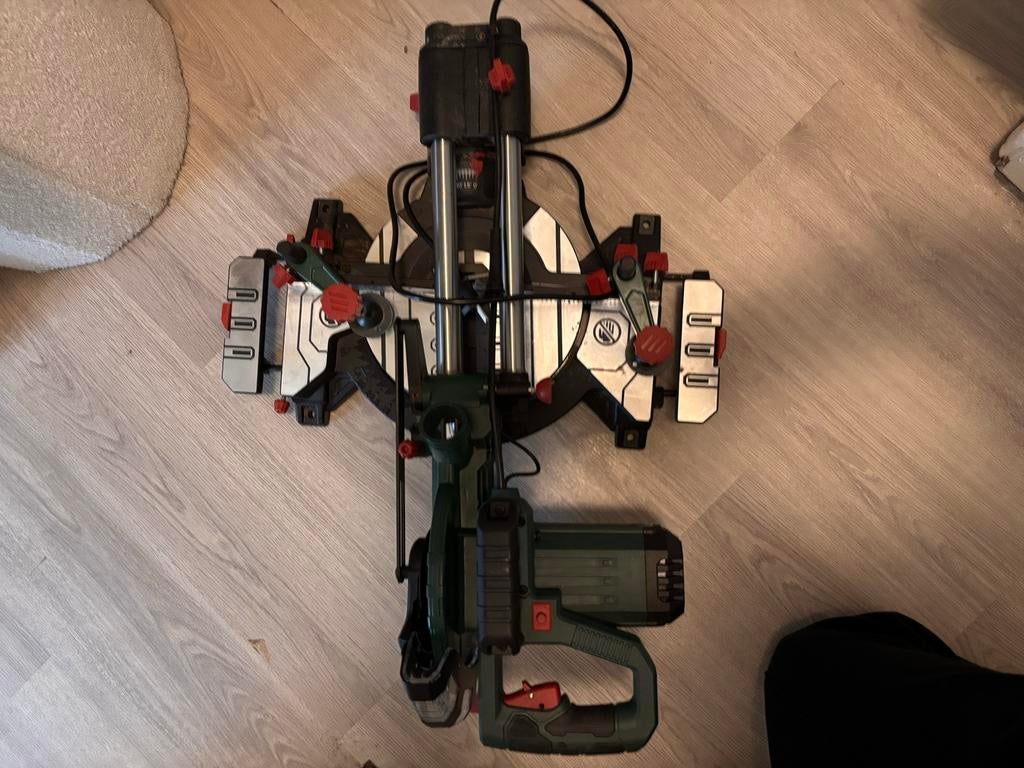 Parkside zaag zonder zaagblad, motor kapot, Ophalen, Nieuw, Afkortzaag