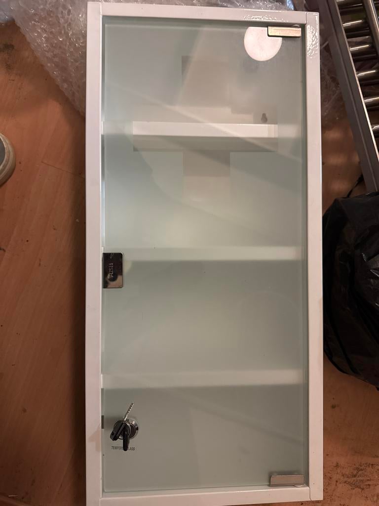 Wandkast/medicijnenkast met glazen deur, Ophalen, Minder dan 50 cm, 100 tot 150 cm, Minder dan 25 cm