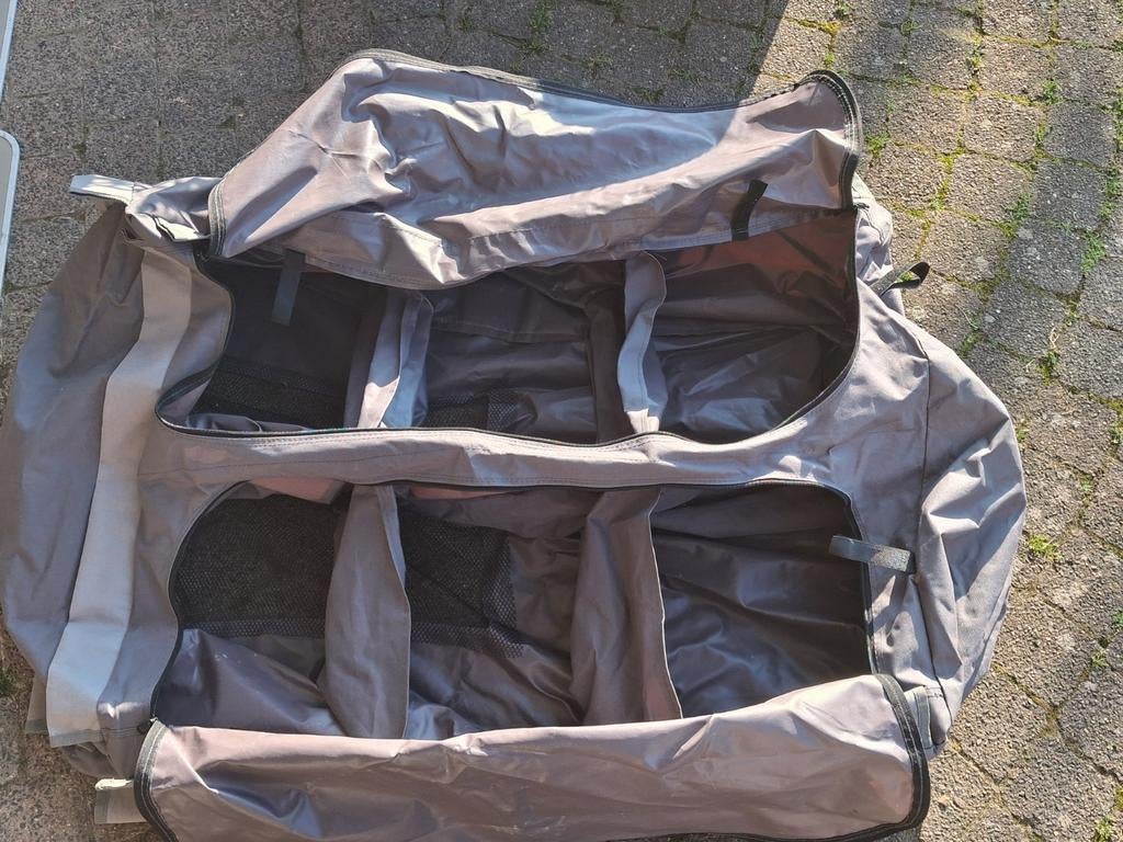 Obelink campingkast - 6 vakken, zo goed als nieuw, Caravans en Kamperen, Kampeermeubelen, Ophalen of Verzenden