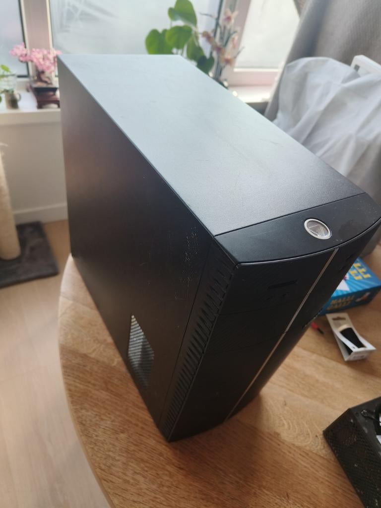 PC case met disc drive - Medion, Ophalen, Gebruikt