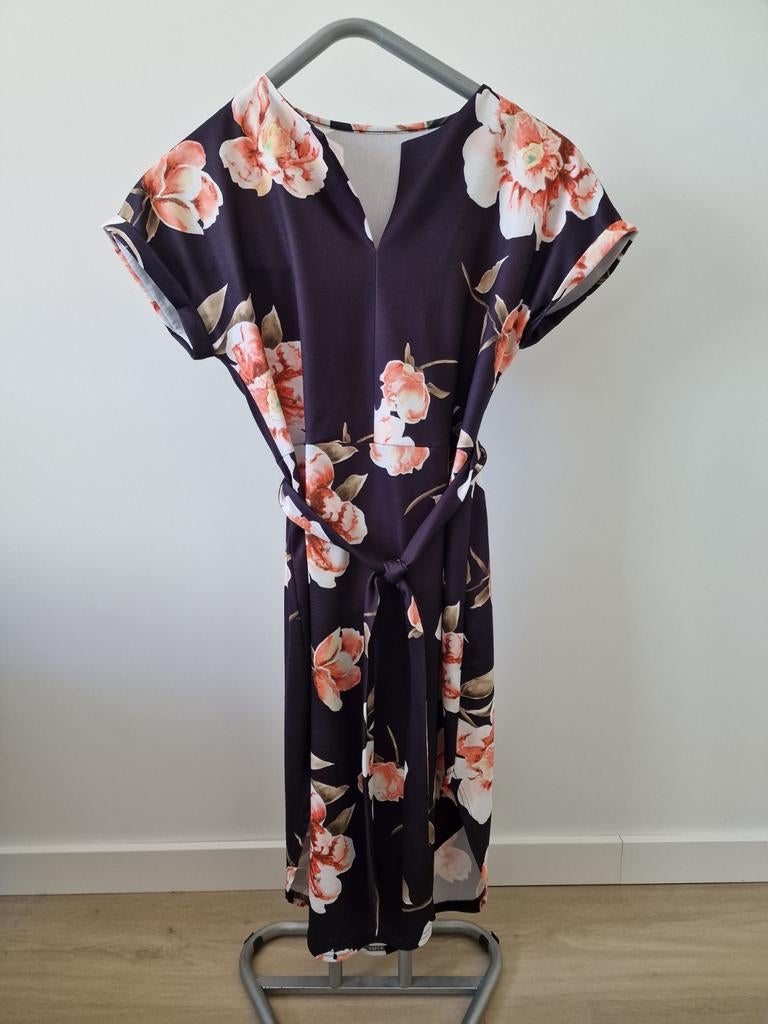 Shein Bloemenjurk met strikceintuur - Maat L, Kleding | Dames, Jurken, Zo goed als nieuw, Maat 38/40 (M), Blauw, Knielengte, Ophalen