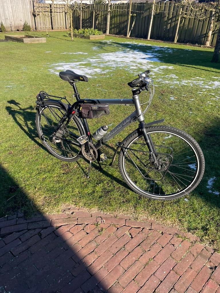 Robuuste trekkingfiets. Vakantiefiets. Batavus mpact, Ophalen, Batavus, Zo goed als nieuw, Meer dan 20 versnellingen