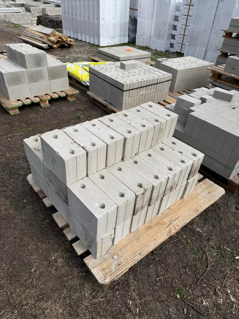 Bia Lijmblokken (Beton), Doe-het-zelf en Verbouw, Metselstenen, Ophalen, Gebruikt, Beton