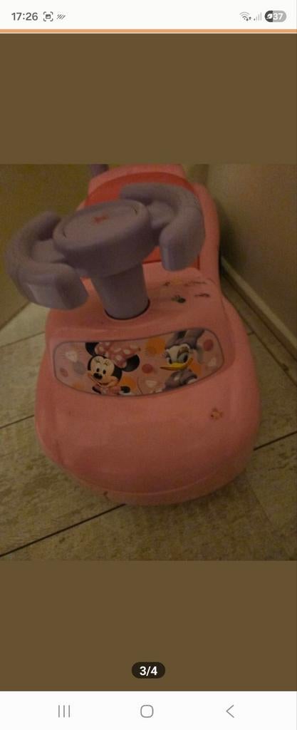 Roze loopauto met Minnie Mouse en Daisy Duck, Ophalen
