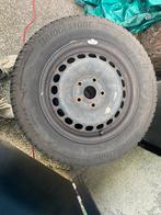 Winterbanden op velg - Bridgestone Blizzak LM005 195/65R15, Ophalen, Gebruikt, 15 inch, Banden en Velgen