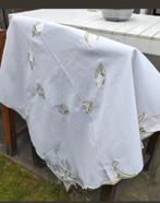 Mooi tafelkleed met satijnen applicaties, Ophalen of Verzenden, Zo goed als nieuw, Vierkant, Binnen