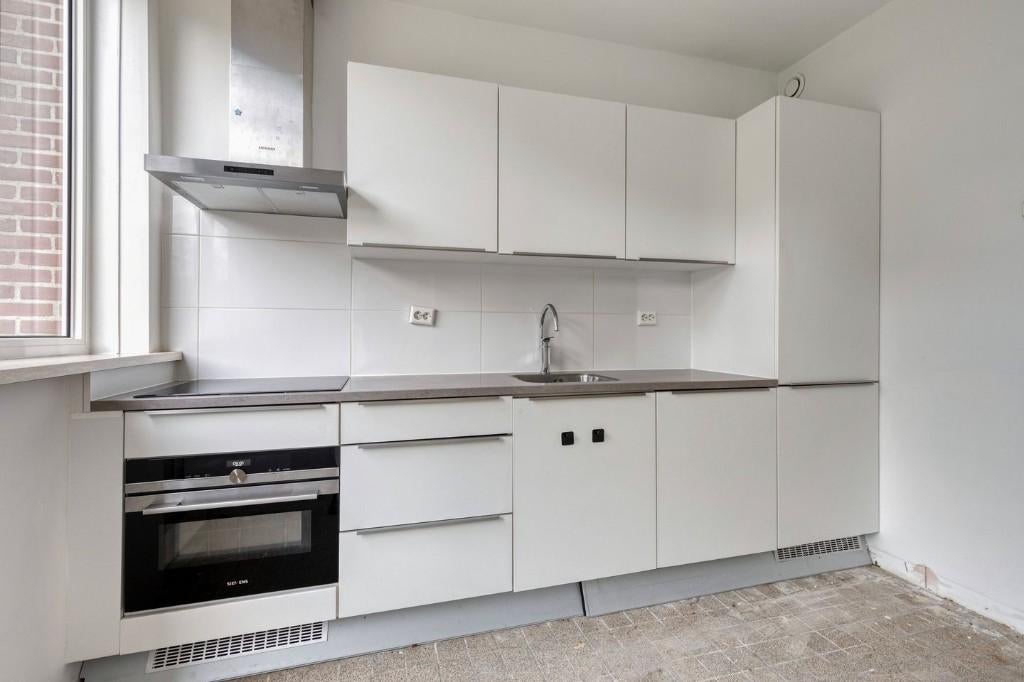 Complete keuken (300cm) met Siemens/Bosch apparatuur!, Huis en Inrichting, Keuken | Complete keukens, Ophalen, Wit, Enkelwandige keuken