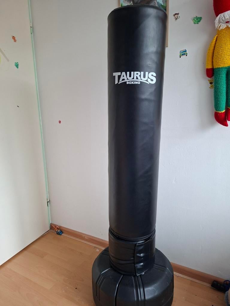 Taurus bokszak, Groter dan maat XL, Ophalen, Zo goed als nieuw, Overige