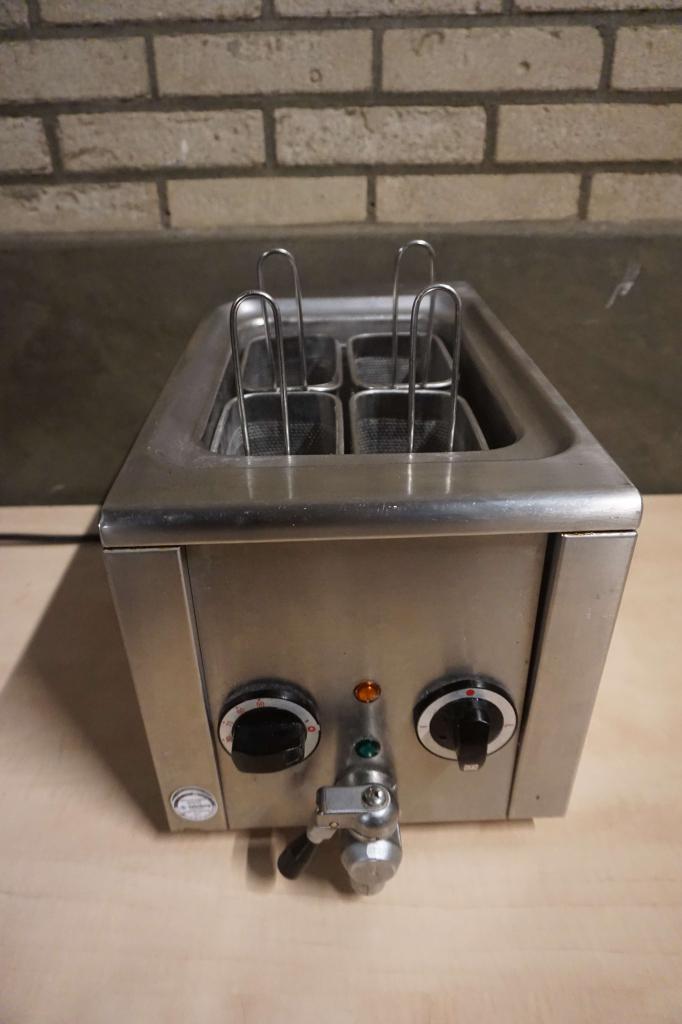 Berner elektrische pastakoker | 230 volt, Zakelijke goederen, Horeca | Keukenapparatuur, Overige typen, Gebruikt, Ophalen of Verzenden