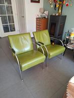 Twee groene fauteuils met chromen onderstel en voetenbankje., Huis en Inrichting, Stoelen, Ophalen, Gebruikt, Twee, Overige kleuren