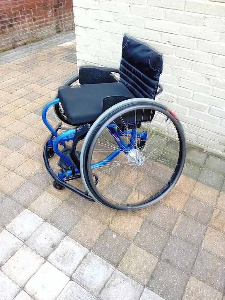 Sportrolstoel merk quickie als nieuw, Ophalen, Nieuw