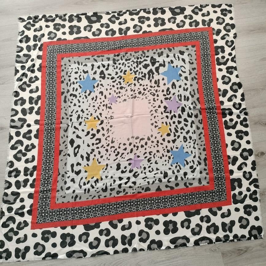 Grote omslag doek merk KEY LARGO / 135 x 140 cm - NIEUW, Kleding | Dames, Gelegenheidskleding, Overige typen, Overige kleuren