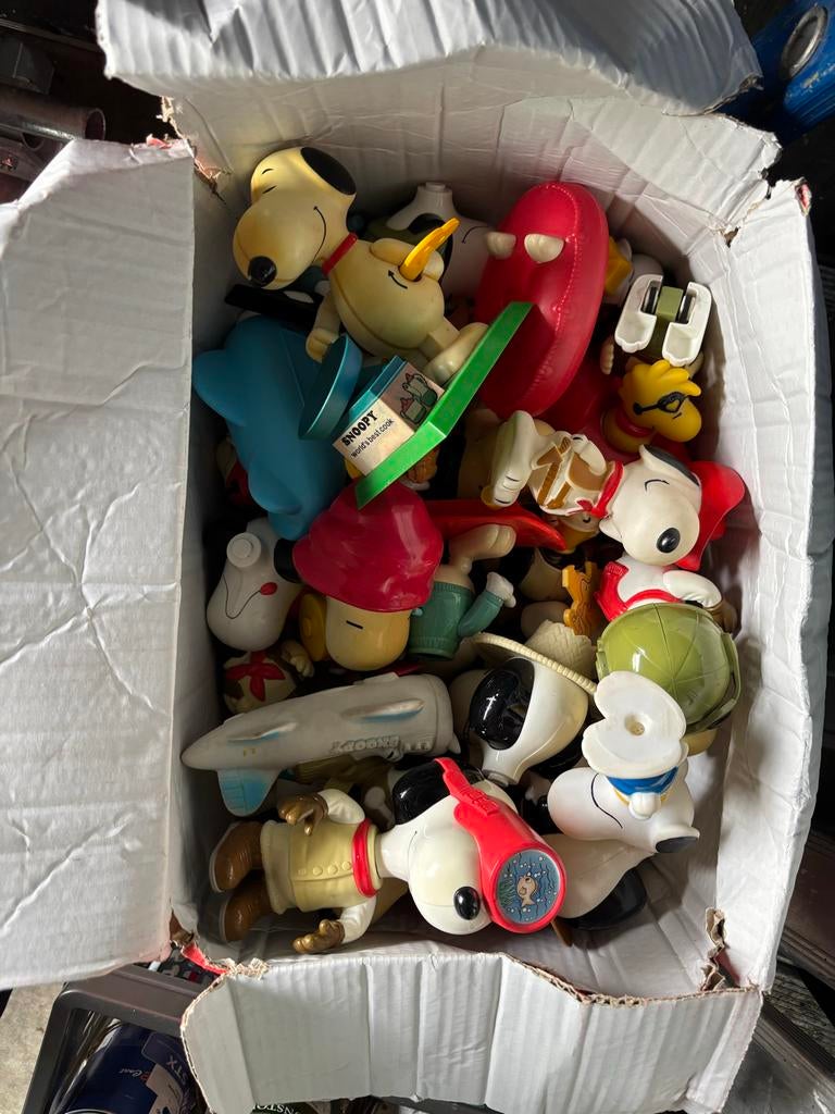 Doos vol Snoopy poppen - verzameling, Ophalen, Gebruikt, Overige typen