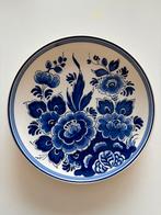 Blauw wit (delfts blauw - hand made) bord, Ophalen of Verzenden