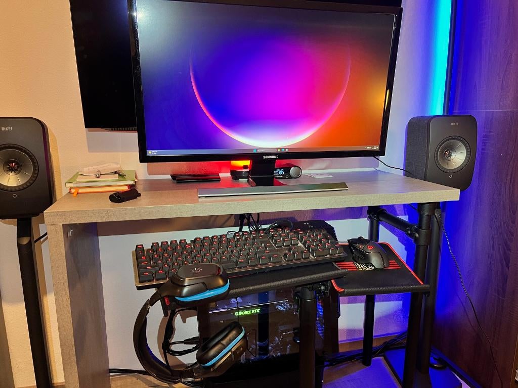 Gamer Desktop -  Met Beeldscherm, Toetsenbord, Muis, Headset, Computers en Software, Desktop Pc's, Met monitor, 64 GB of meer