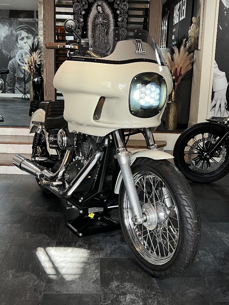 Harley Davidson Dyna clubstyle, Motoren, Motoren | Harley-Davidson, Sportuitlaat, 2 cilinders, Particulier, Meer dan 35 kW