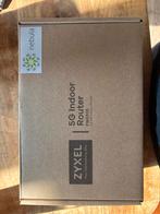 Zyxel FWA505 5G Indoor Router -, Computers en Software, Routers en Modems, Ophalen of Verzenden, Zo goed als nieuw, Router met modem