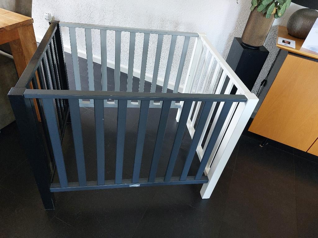 kinderbox  (weinig gebruikt), Ophalen, Gebruikt, Rechthoekig, In hoogte verstelbaar