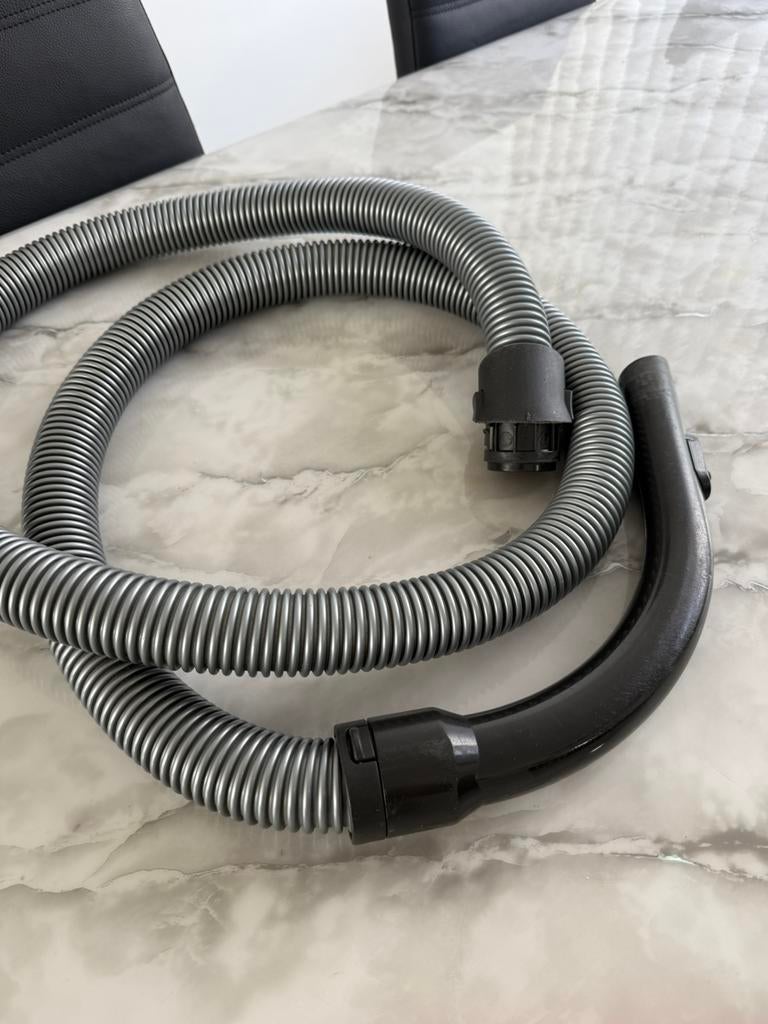 Miele stofzuigerslan, (ophalen), Ophalen of Verzenden, Gebruikt, Stofzuiger