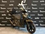 Piaggio Beverly 300 | Deep Black | 2024 | 3000 km | 1 eig, Scooter, 300 cc, ., Bedrijf
