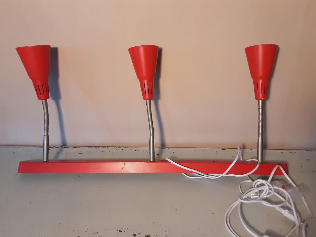 Zweedse Unieke Vintage Ikea Kvart 3-armige rode "Gooseneck", Ophalen, Gebruikt, Metaal, Minder dan 50 cm