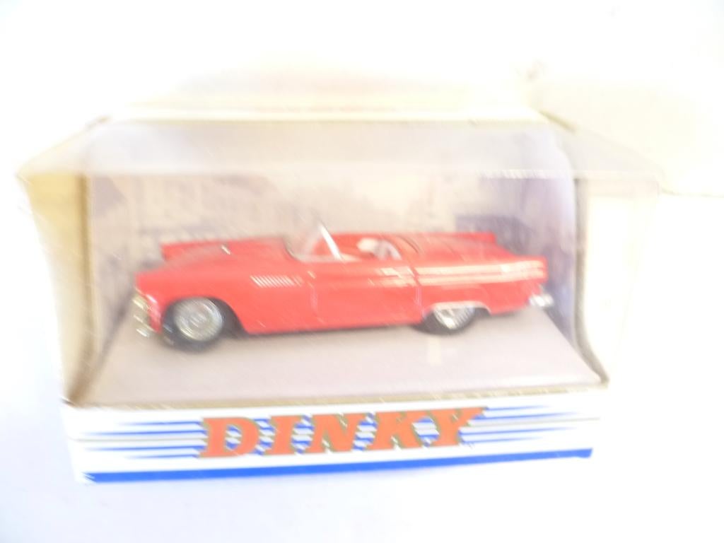 Matchbox Dinky DY 31 Ford Thunderbird 1955 1:43 modelauto, Ophalen of Verzenden, Nieuw, Auto, Matchbox