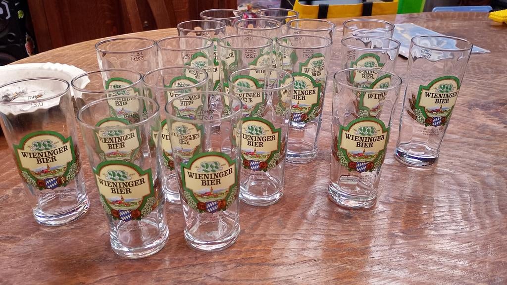 19 Wieninger Bierglazen - 7x 0,2L en 12x 0,25L - Perfecte st, Verzamelen, Glas en Borrelglaasjes, Zo goed als nieuw, Bierglas