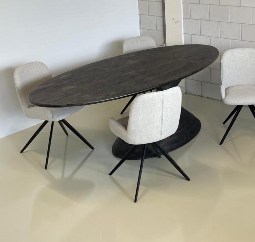 Eetkamertafel van PTMD €800, Ophalen, 50 tot 100 cm, Zo goed als nieuw, 150 tot 200 cm