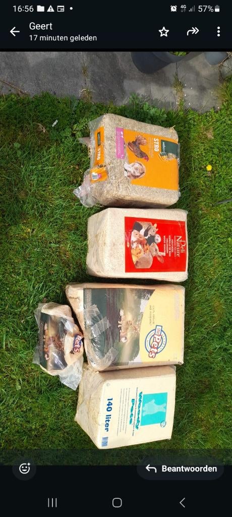 Grote rest zaagsel en stro, Dieren en Toebehoren, Ophalen, Vee