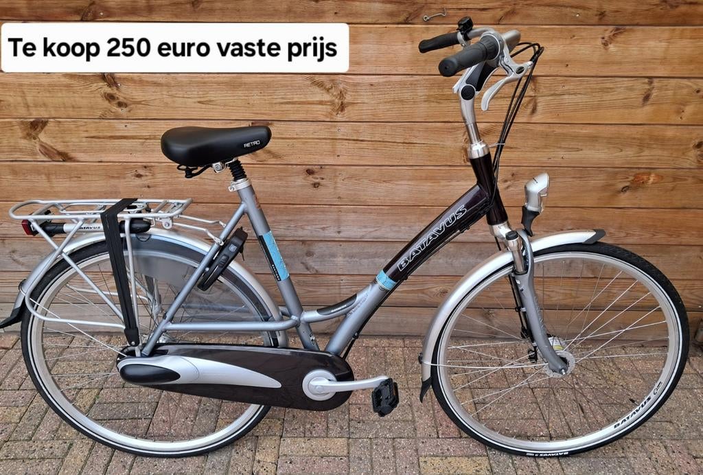 Te koop super mooie Batavus SANTIAGO damesfiets rijklaar, Minder dan 10 versnellingen, Batavus, Zo goed als nieuw, 56 cm of meer