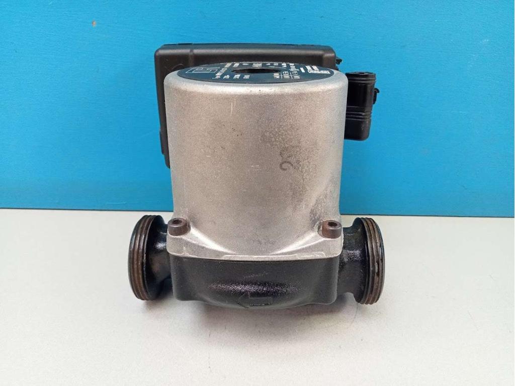 Cv pomp Remeha Quinta Pro 45/65 UPM2 25-70 130 Grundfos, Doe-het-zelf en Verbouw, Niet ingevuld, Gebruikt, Cv-ketel of Combi-ketel