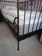 Bed, Ophalen, 85 tot 100 cm, Zo goed als nieuw, Matras