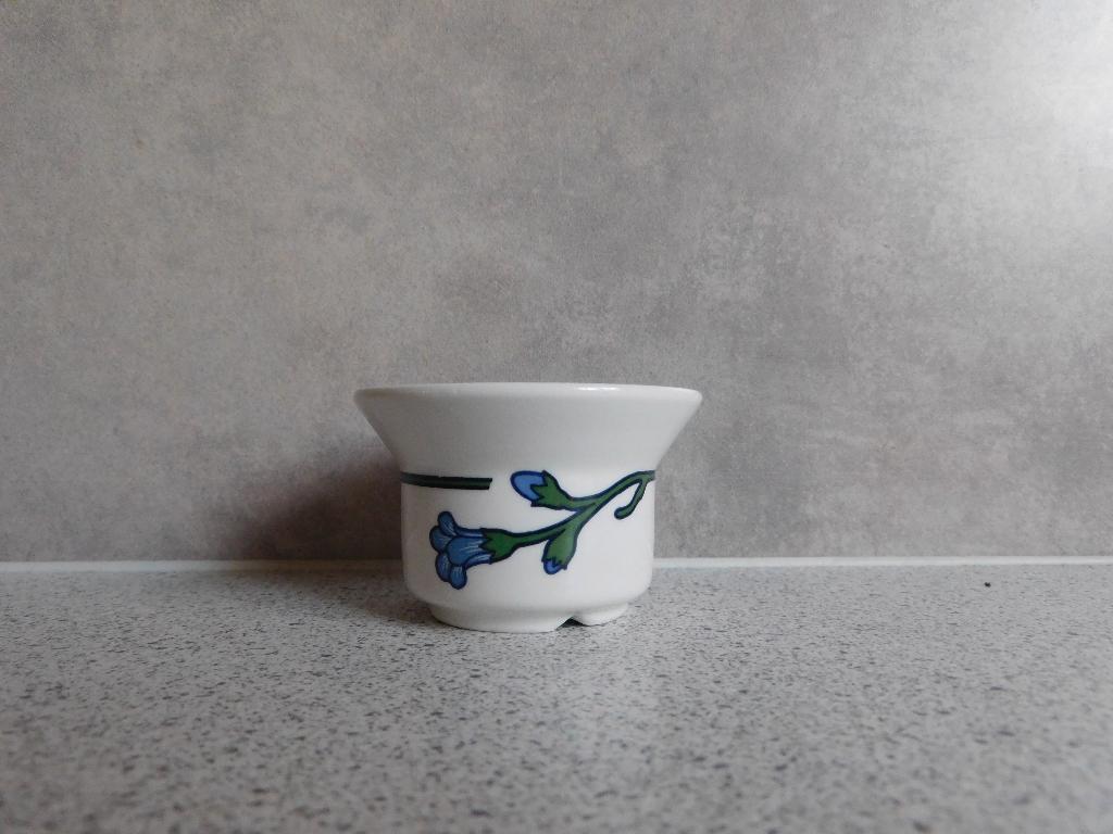 Eierdop Vergeet-me-niet Rörstrand Sweden, Keramiek, Overige typen, Ophalen of Verzenden, Zo goed als nieuw