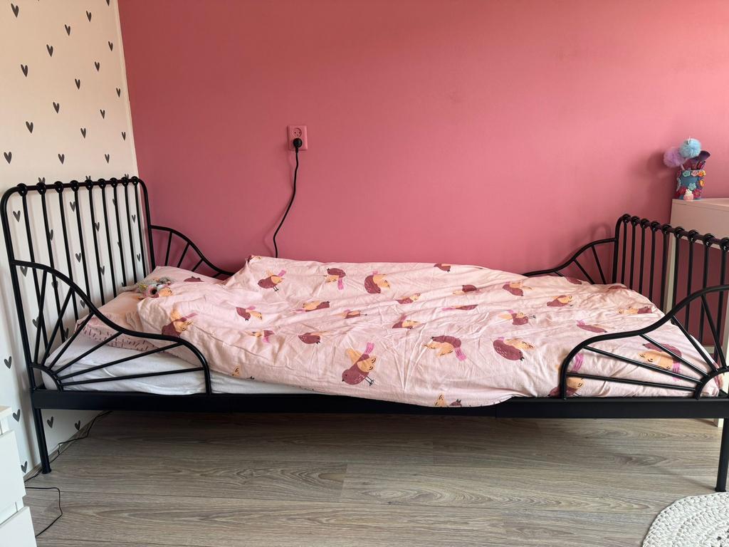 Te koop: kinderbed (meegroeibed - verstelbaar), Kinderen en Baby's, Kinderkamer | Bedden, 70 tot 85 cm, Zo goed als nieuw, 180 cm of meer