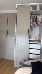 IKEA BERGSBO Linkerdeur grijsbeige 50x229 cm met handgreep, Huis en Inrichting, Kasten | Kledingkasten, Ophalen, Minder dan 50 cm